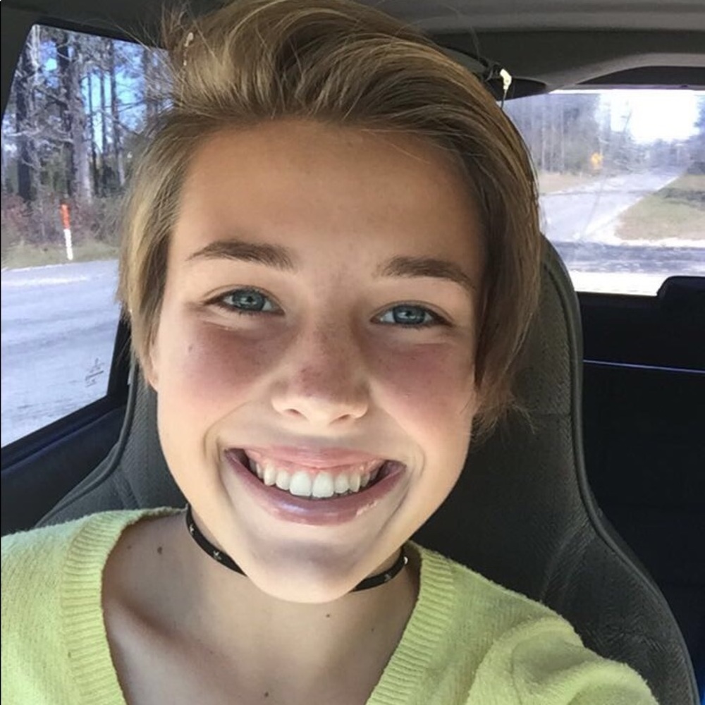 Meet your Posher, Emiy